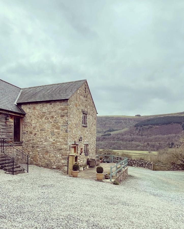 The Cowshed Bed and Breakfast Llangollen Eksteriør billede