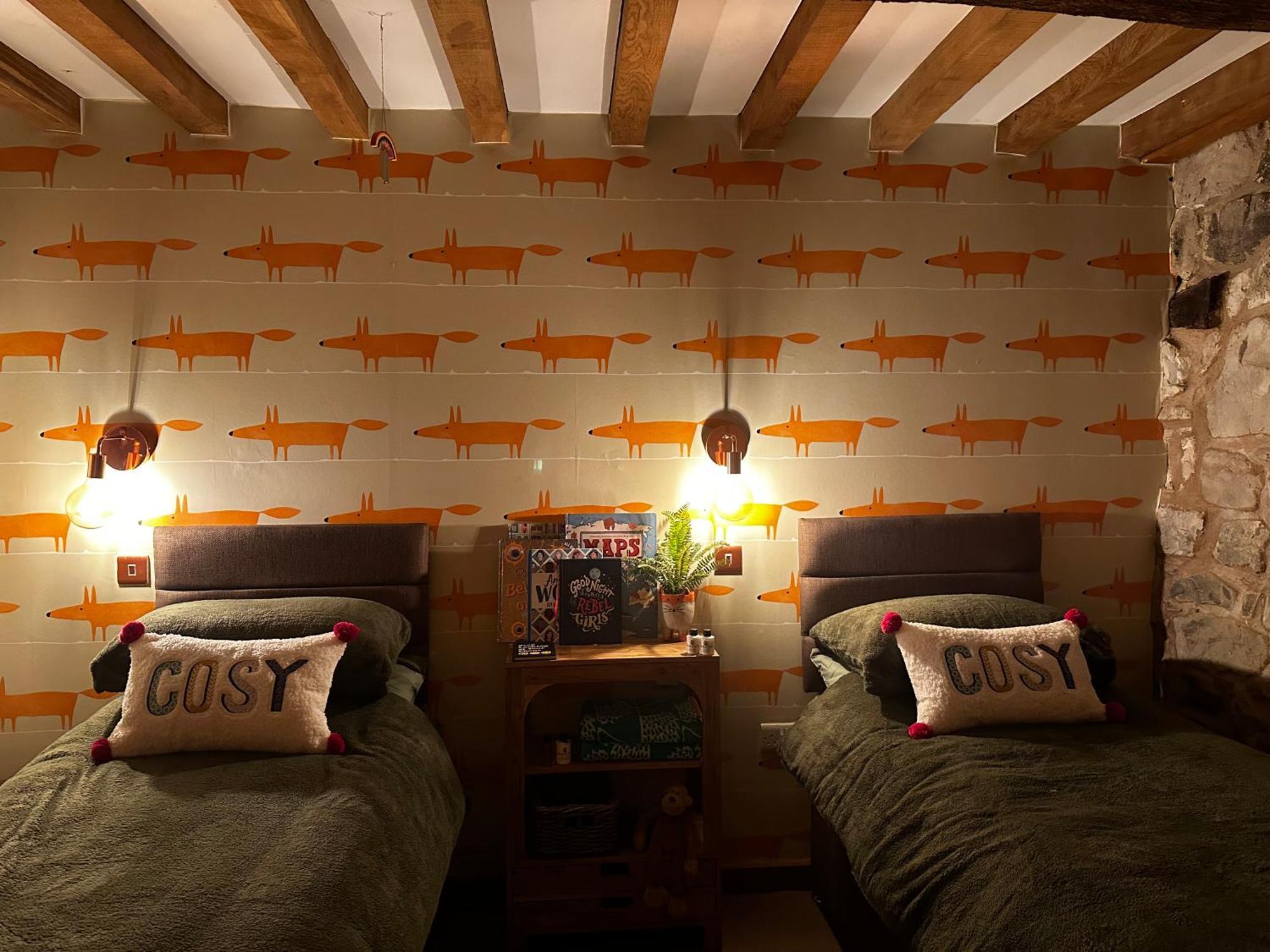The Cowshed Bed and Breakfast Llangollen Eksteriør billede